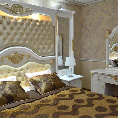 Elegant Boutique Rustaveli Otel Tiflis Dış mekan fotoğraf