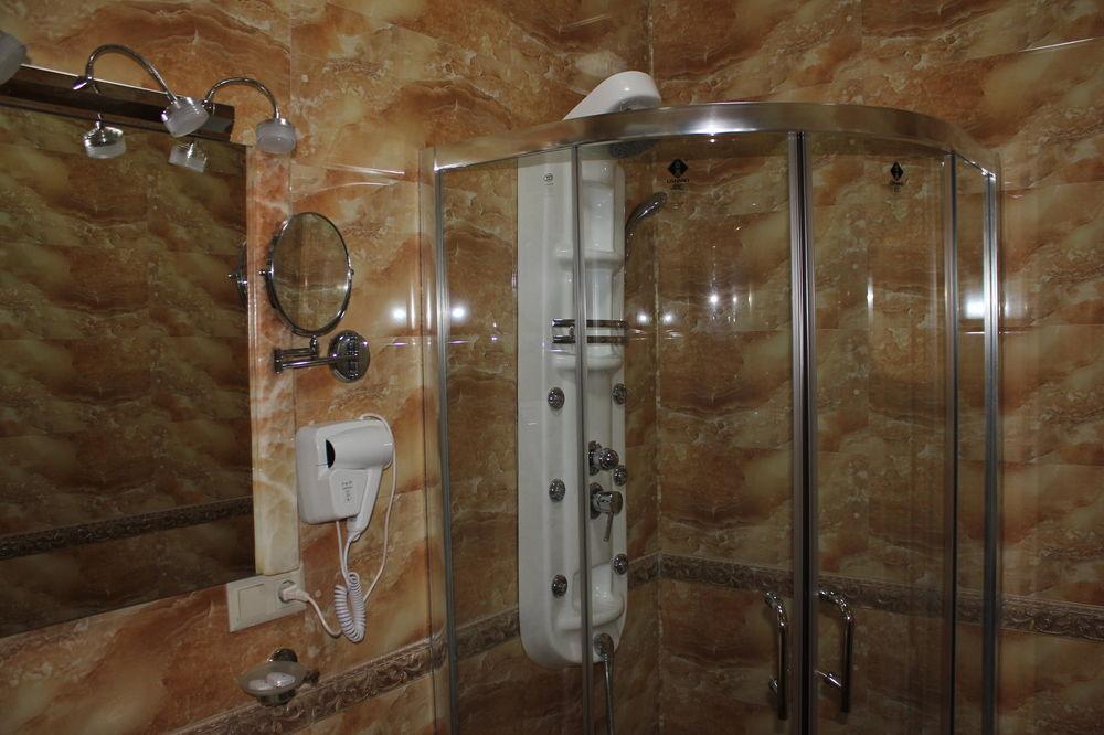 Elegant Boutique Rustaveli Otel Tiflis Dış mekan fotoğraf