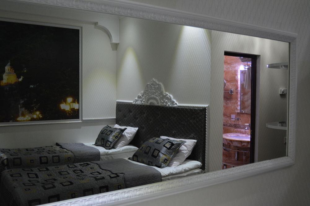 Elegant Boutique Rustaveli Otel Tiflis Dış mekan fotoğraf