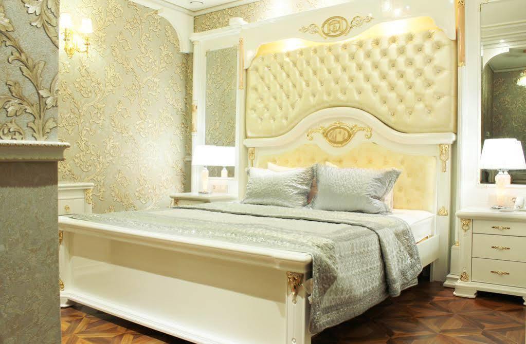 Elegant Boutique Rustaveli Otel Tiflis Dış mekan fotoğraf