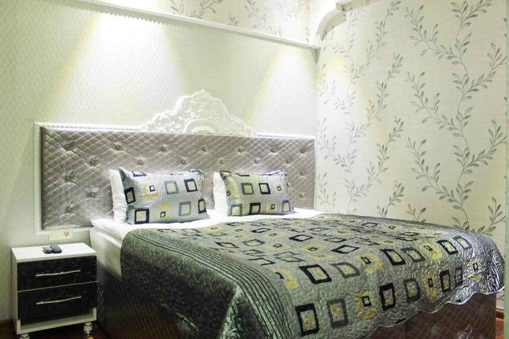 Elegant Boutique Rustaveli Otel Tiflis Dış mekan fotoğraf