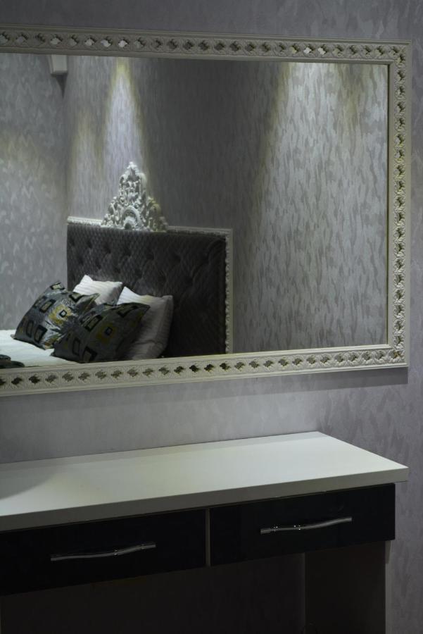 Elegant Boutique Rustaveli Otel Tiflis Dış mekan fotoğraf