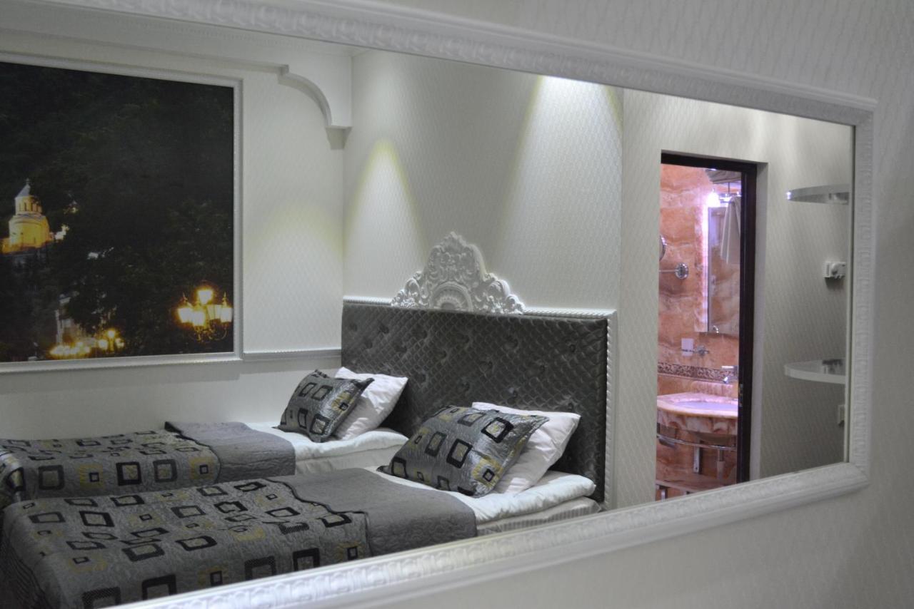 Elegant Boutique Rustaveli Otel Tiflis Dış mekan fotoğraf