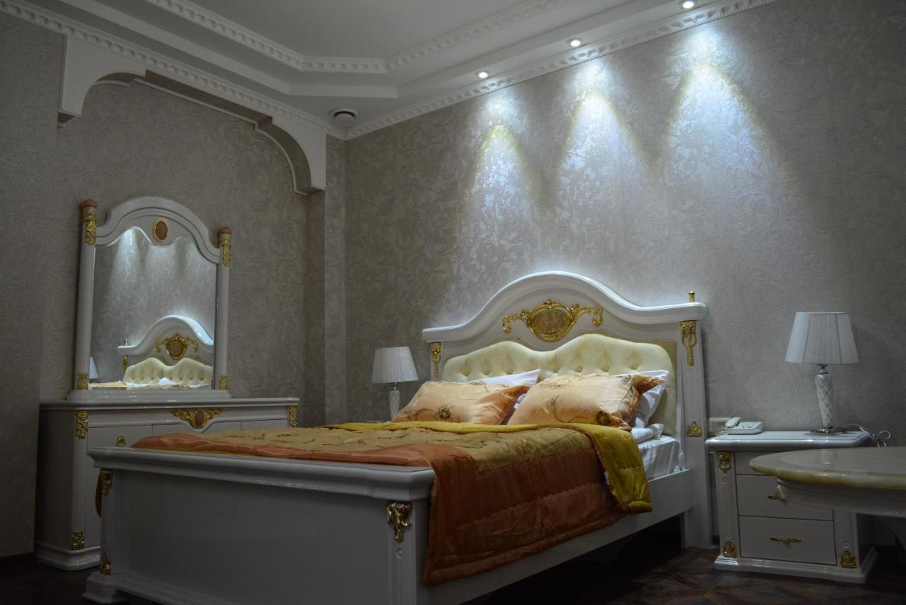 Elegant Boutique Rustaveli Otel Tiflis Dış mekan fotoğraf